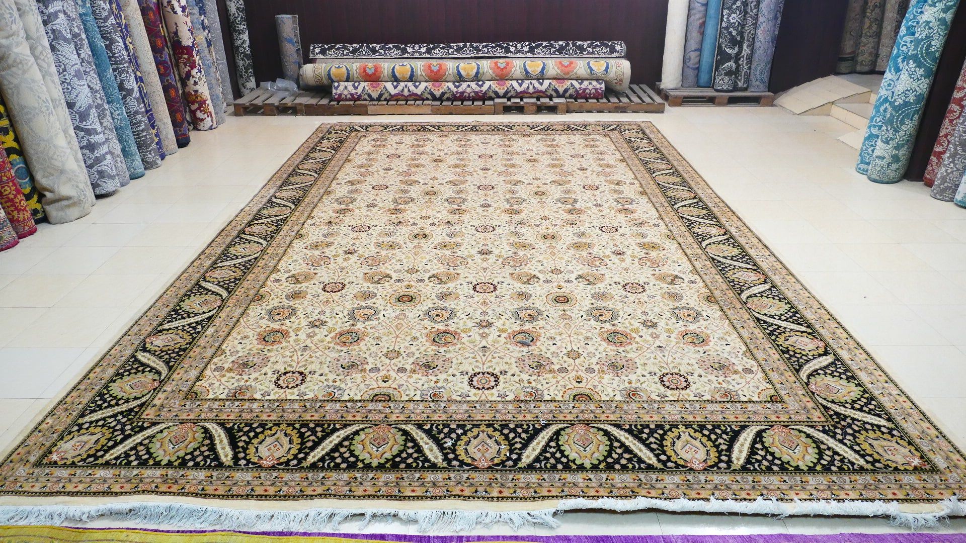 Handmade Persian Wool High Quality Double Knotted Carpet